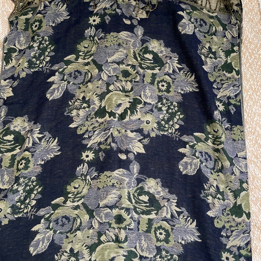 Scarf - Picture 2 of 4